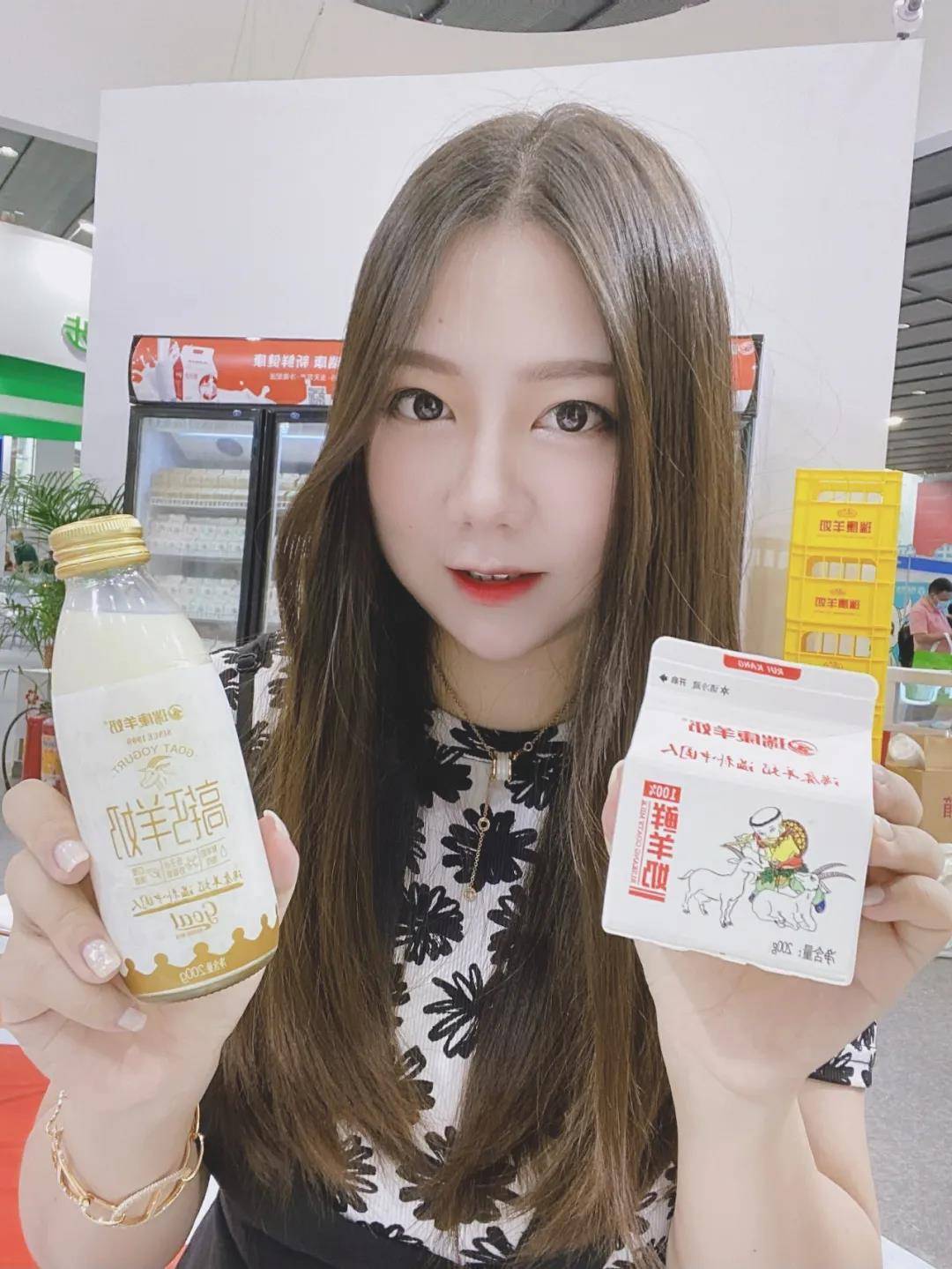 中国乳业新晋女神的平和之旅,与自然美景的邂逅