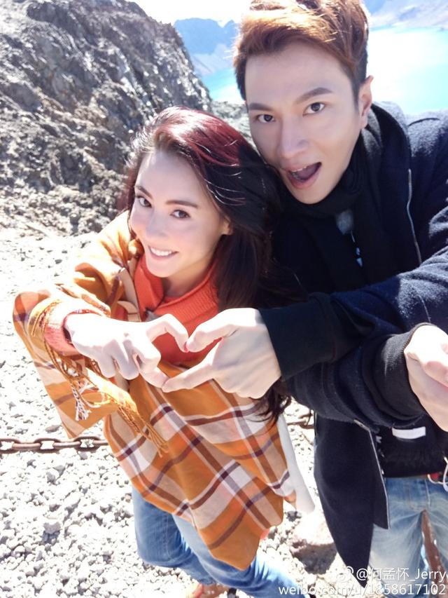 张柏芝何孟怀最新动态揭秘与小巷隐藏特色小店探秘