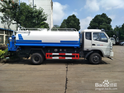 最新洒水车性能、价值与影响深度探讨,深度解析其性能特点与影响意义