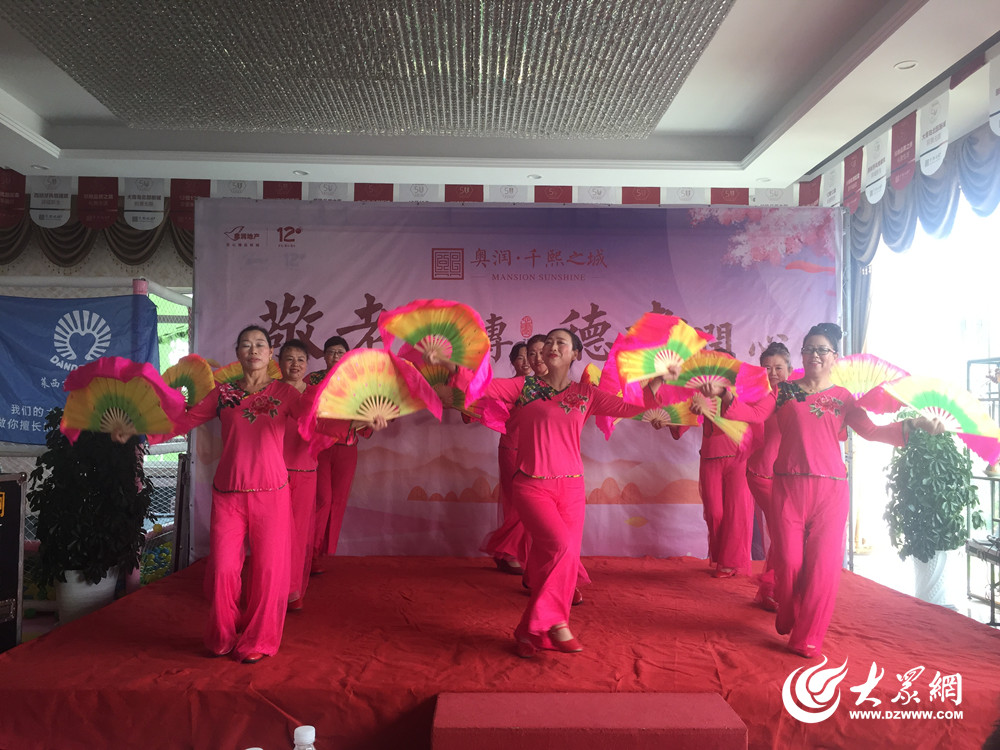 最新扇子舞蹈,背景、发展、影响及当代地位全面解析