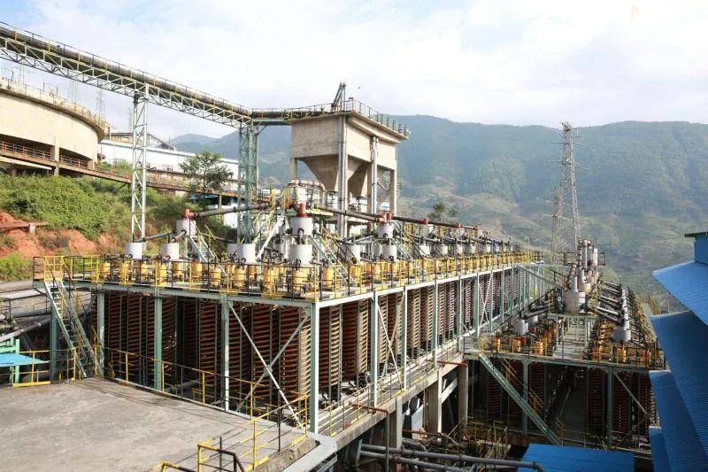 攀钢最新动态,钢铁巨人的奋进与自信成长之路