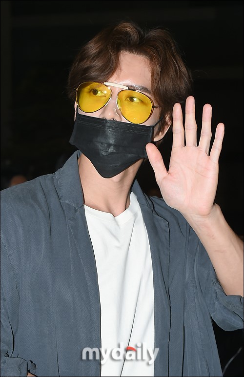 朴海镇最新动态,揭开明星生活的神秘面纱一探究竟