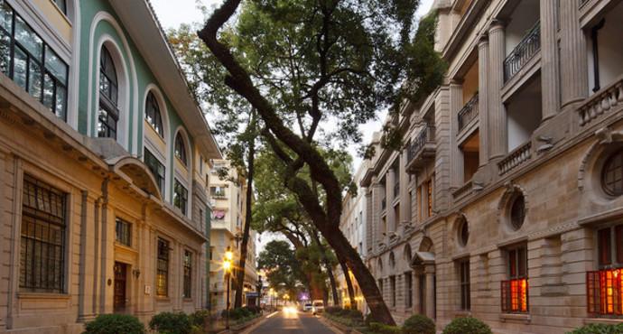 最新900300股价分析与论述