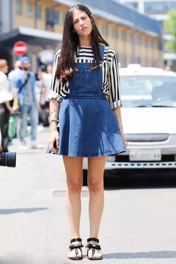 2025最新背带裙,时尚潮流与个人立场的交汇点