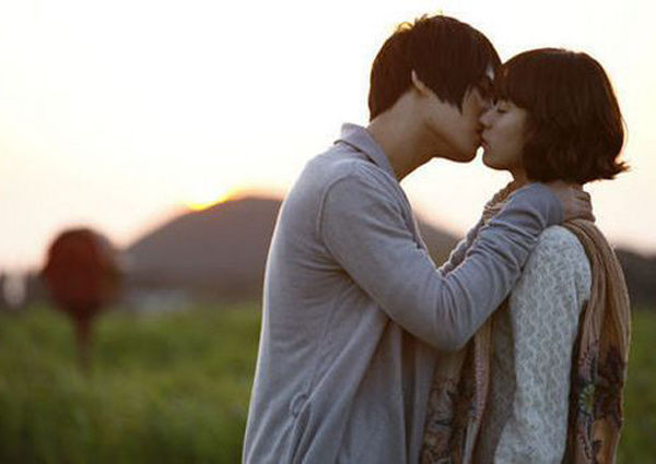 美国最新科技重塑生活品质,巅峰之作引领亲吻新时代的未来篇章