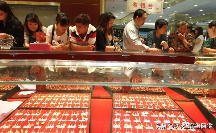 今日黄金价格更新,寻找内心平静的黄金之旅