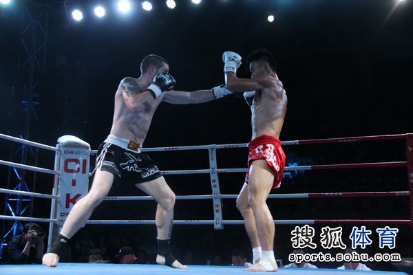 铁华英最新比赛,科技盛宴展现未来竞技魅力