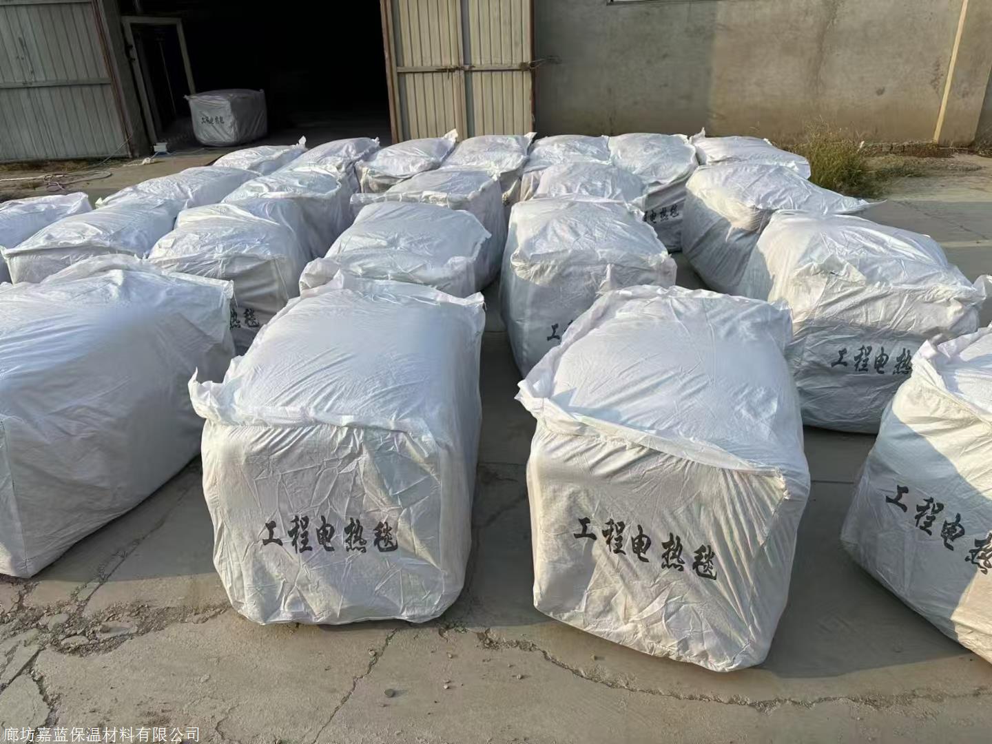 关于保温工的新篇章,揭秘2025年保温技术那些事