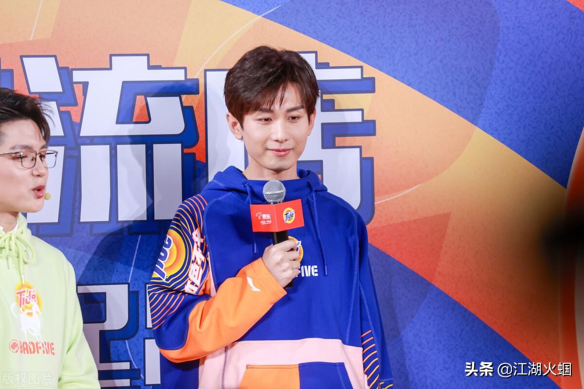 秦俊杰最新阳光帅气图片,每一刻都让人心动不已