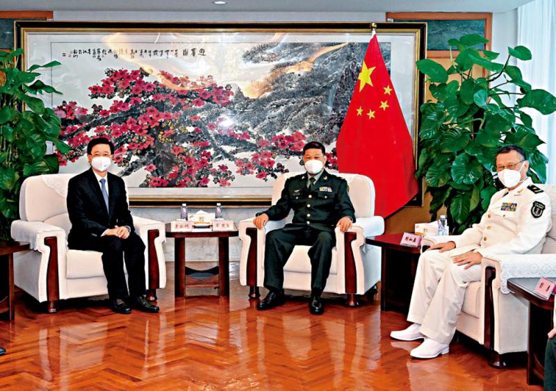 驻港部队新任政委，自信与成就感的源泉之路