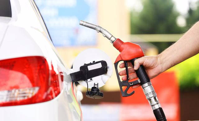 最新厚油价解读,解析疑惑,洞悉趋势!