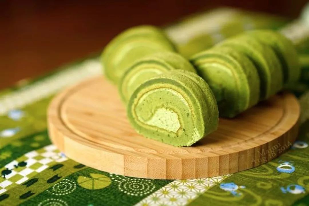 抹茶最新制作指南,如何制作美味抹茶饮料的详细步骤详解