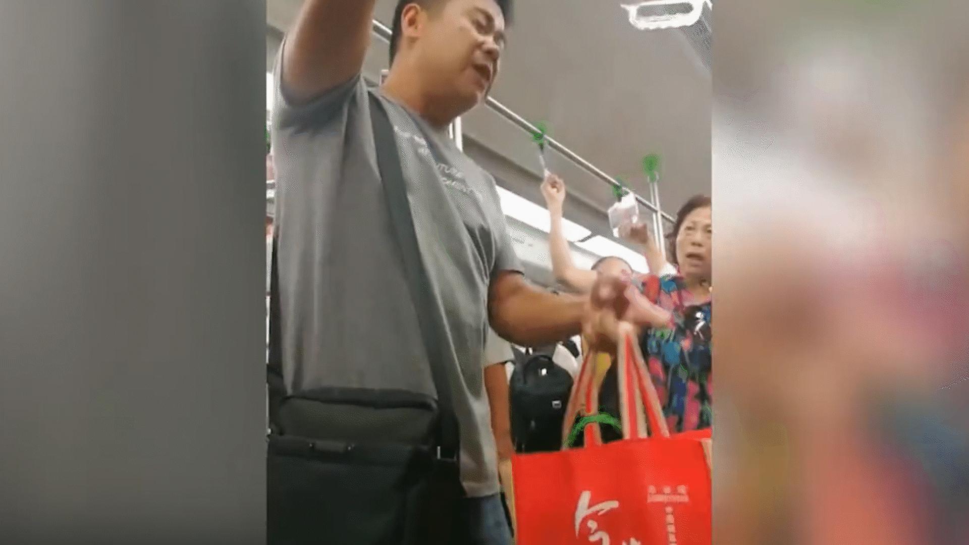 地铁乘客突发猝死事件，原因解析与应对策略探讨