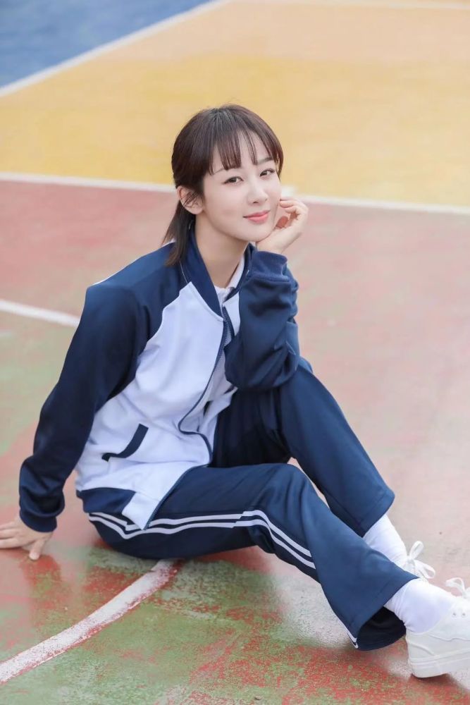 最新女校服,时代变迁中的校园风尚标志