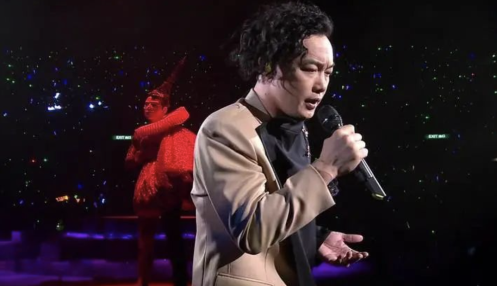 科技重塑音乐体验,最新摔唱片引领潮流生活新风尚