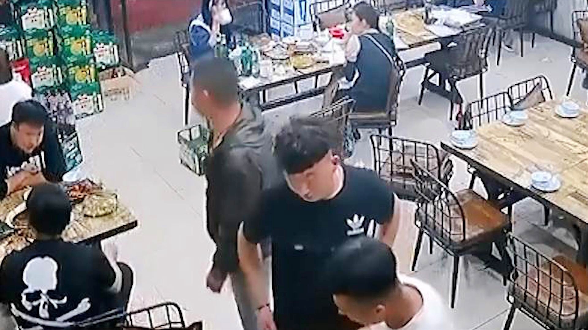 最新轻伤二,小巷深处的独特风味美食天堂探秘