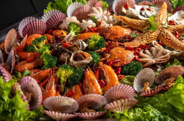 海鲜群最新,友情、家庭与海洋美味的日常篇章