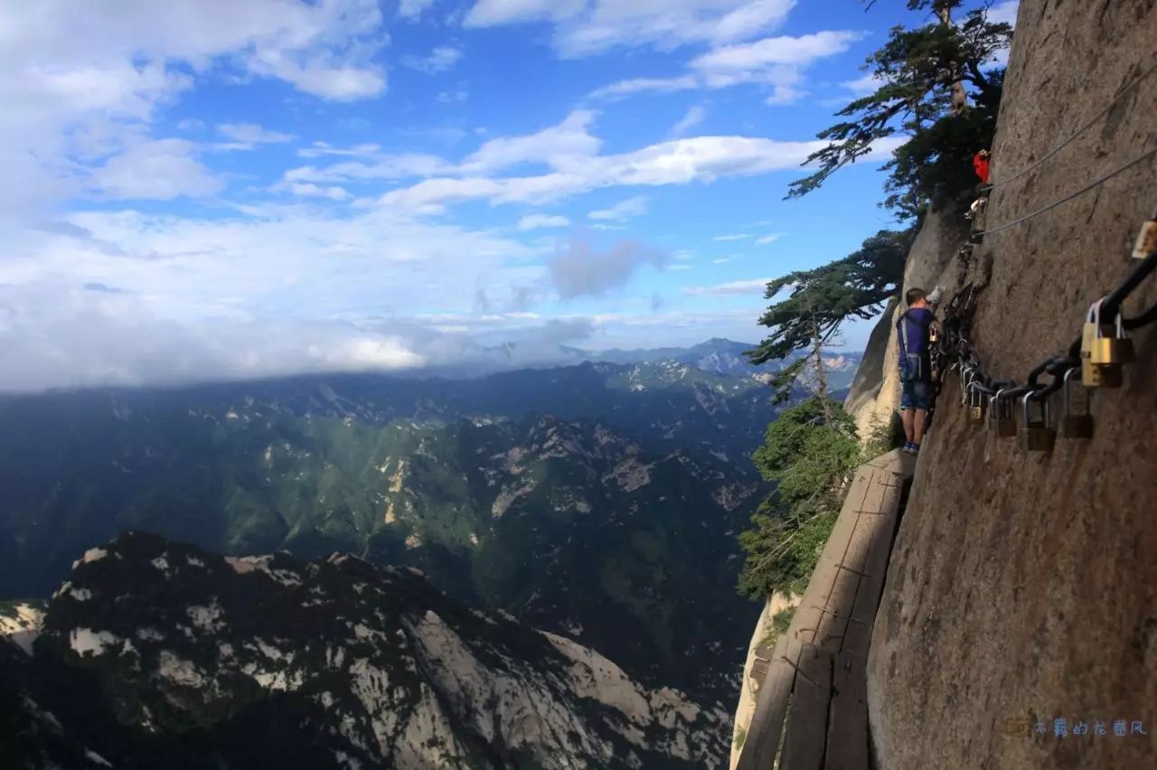 华山人多吗最新探秘,热门旅游胜地的真实情况揭秘