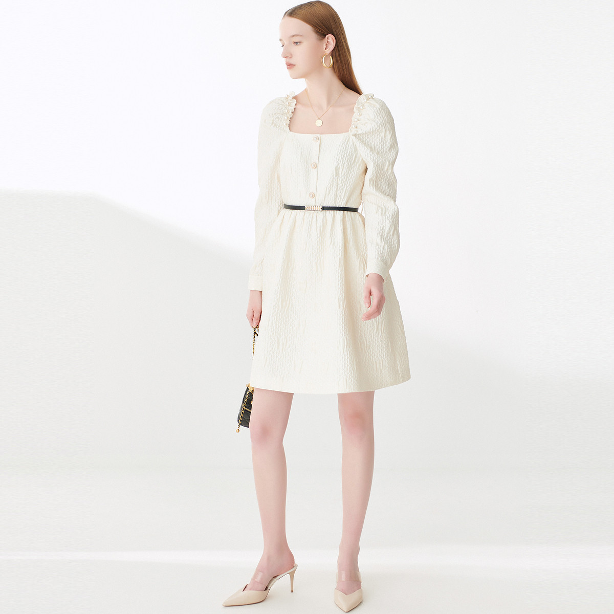 卓雅最新款时尚穿搭指南,轻松掌握时尚潮流技能