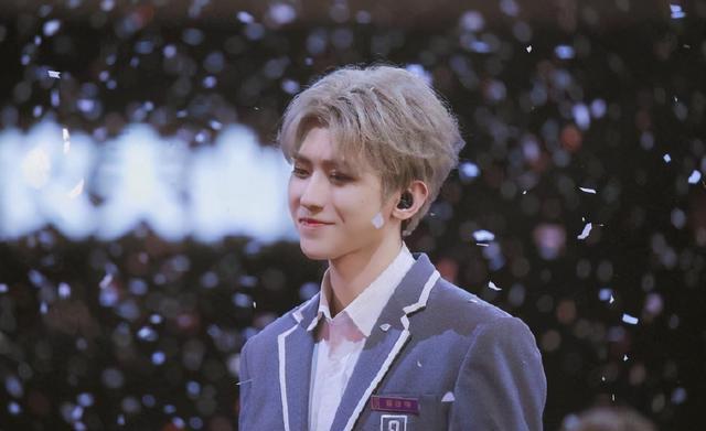 林彦俊最新综艺节目,科技之光下的生活变迁